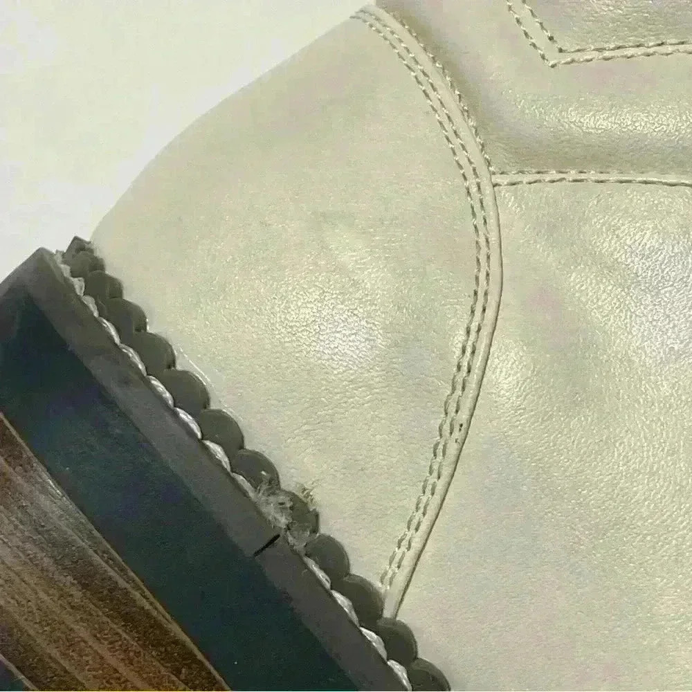 Universal Thread Womens Hiking Boots White Ankle Lace Up Size 6 outdoor travel - Picture 7 of 14